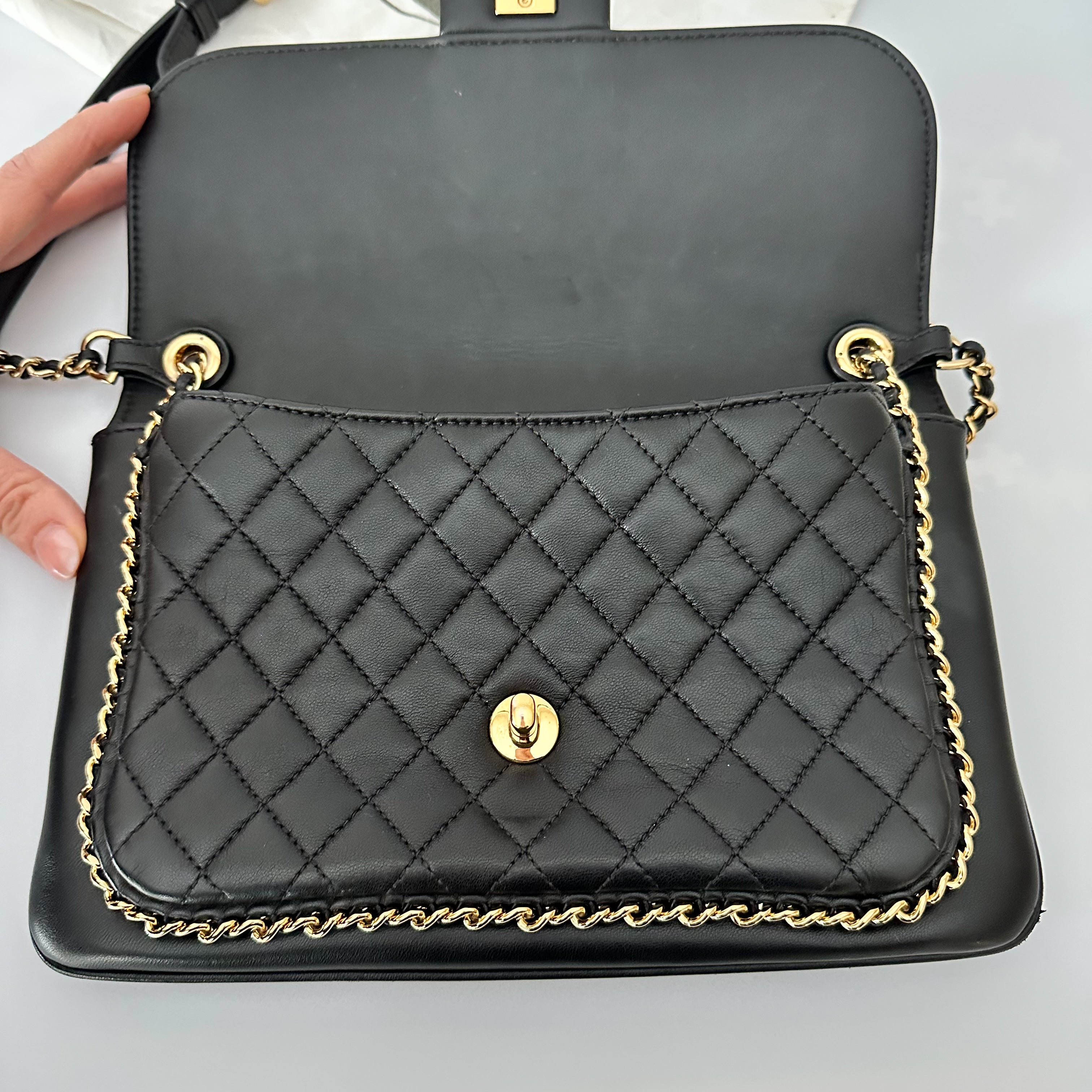 Chanel Lambskin Quilted CC Unchained Crossbody Black
