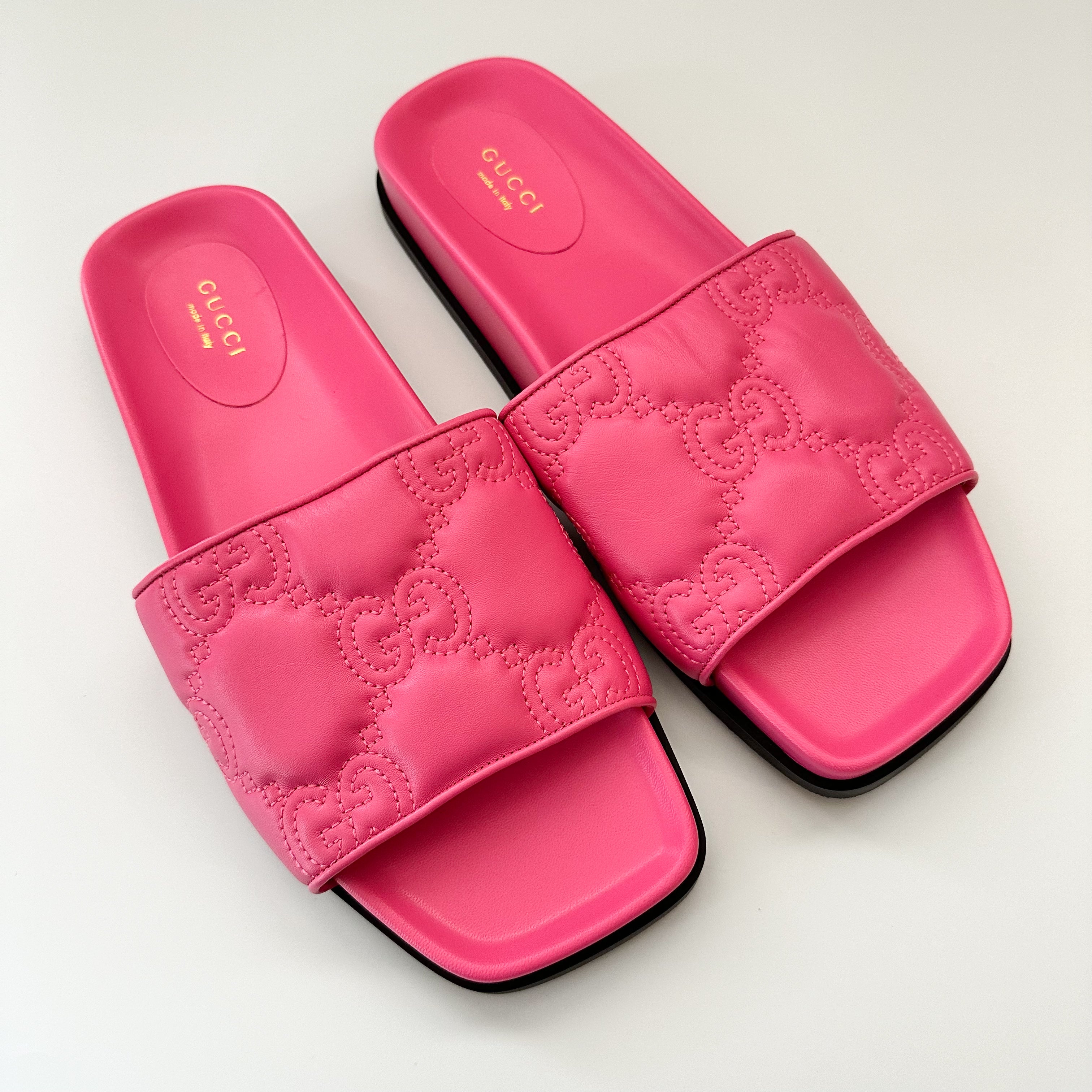 Gucci  Nappa GG Matelasse Flat Slide Sandals 40.5 Bon Bon