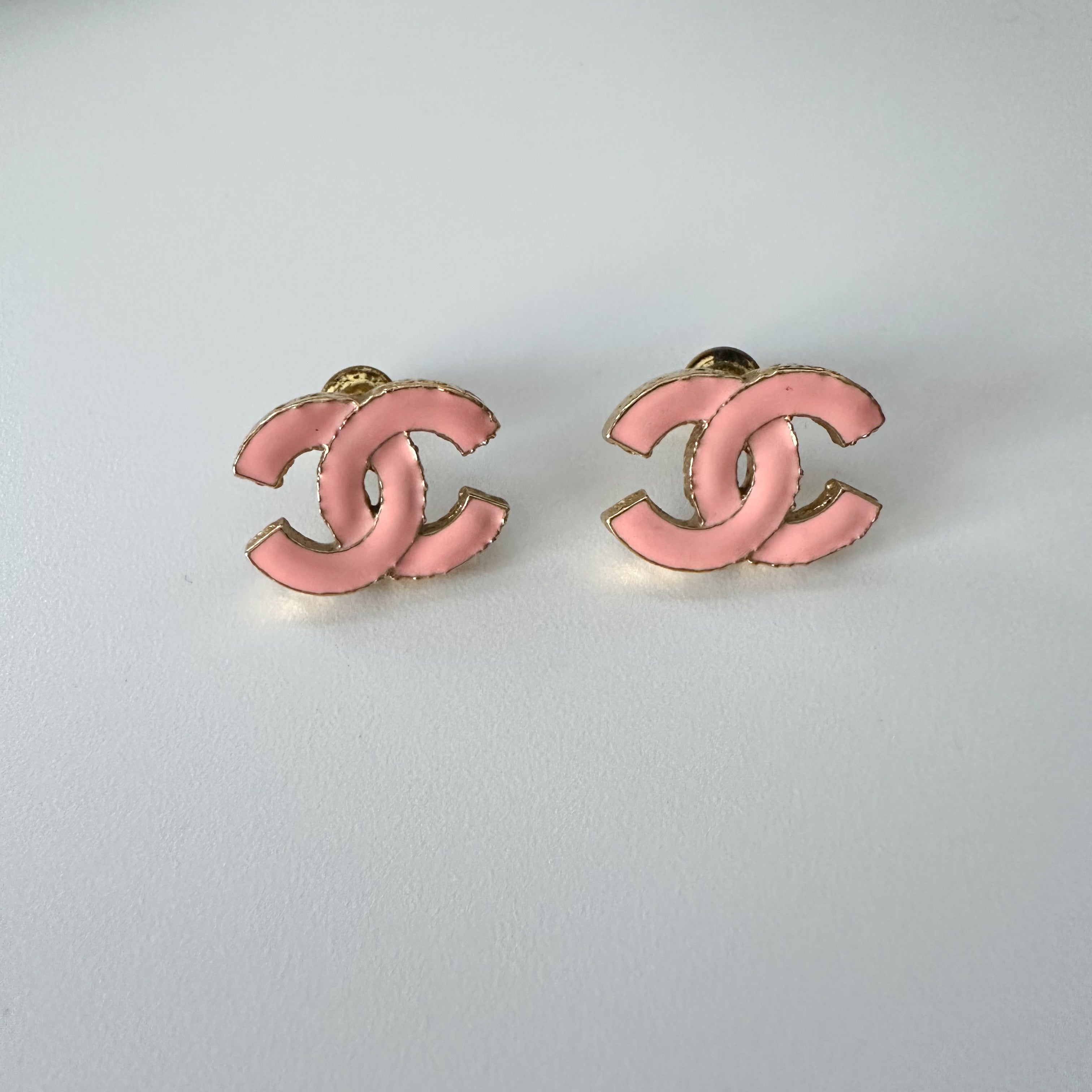 Chanel Metal Enamel CC Earrings Pink Gold 23K