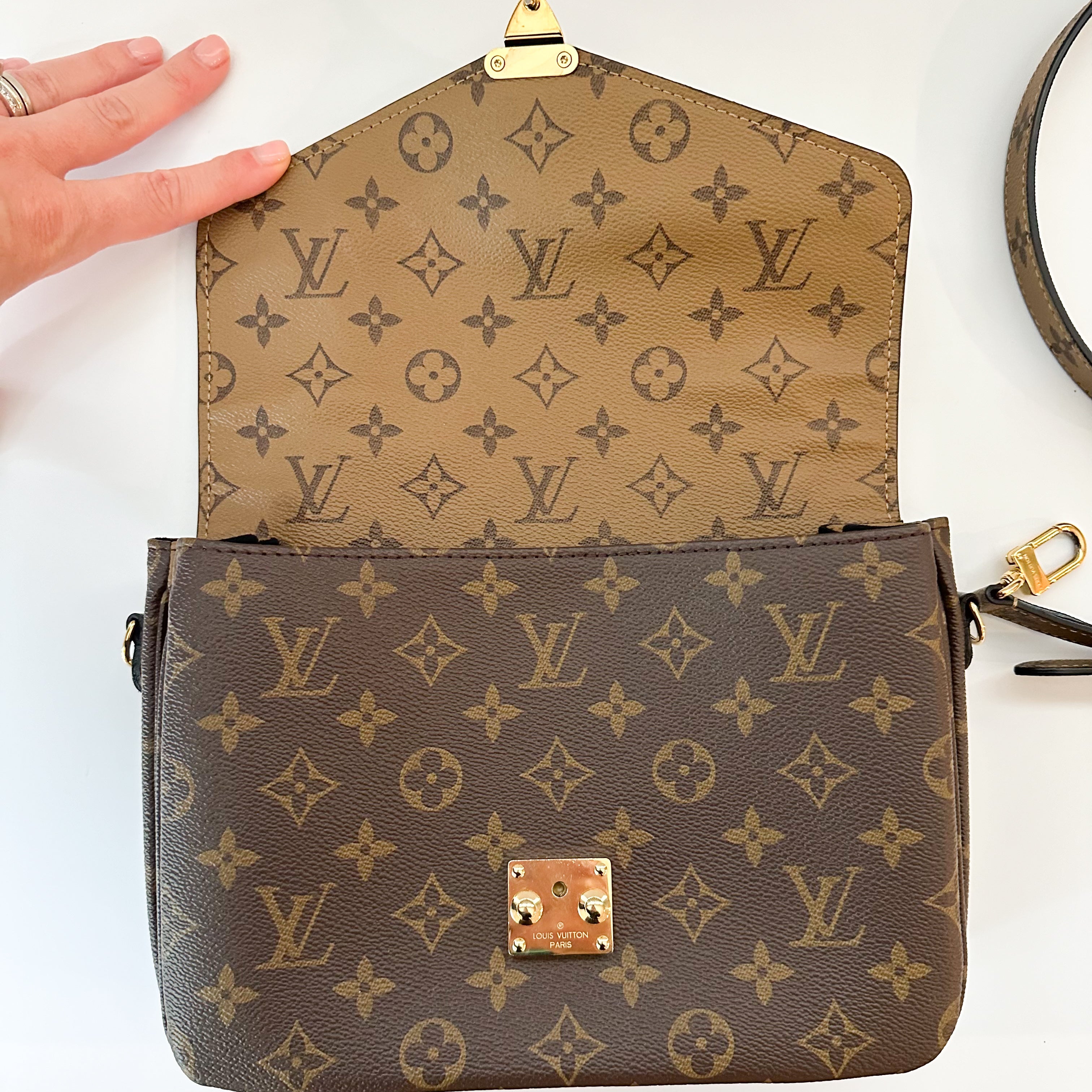 Louis Vuitton Reverse Monogram Pochette Metis