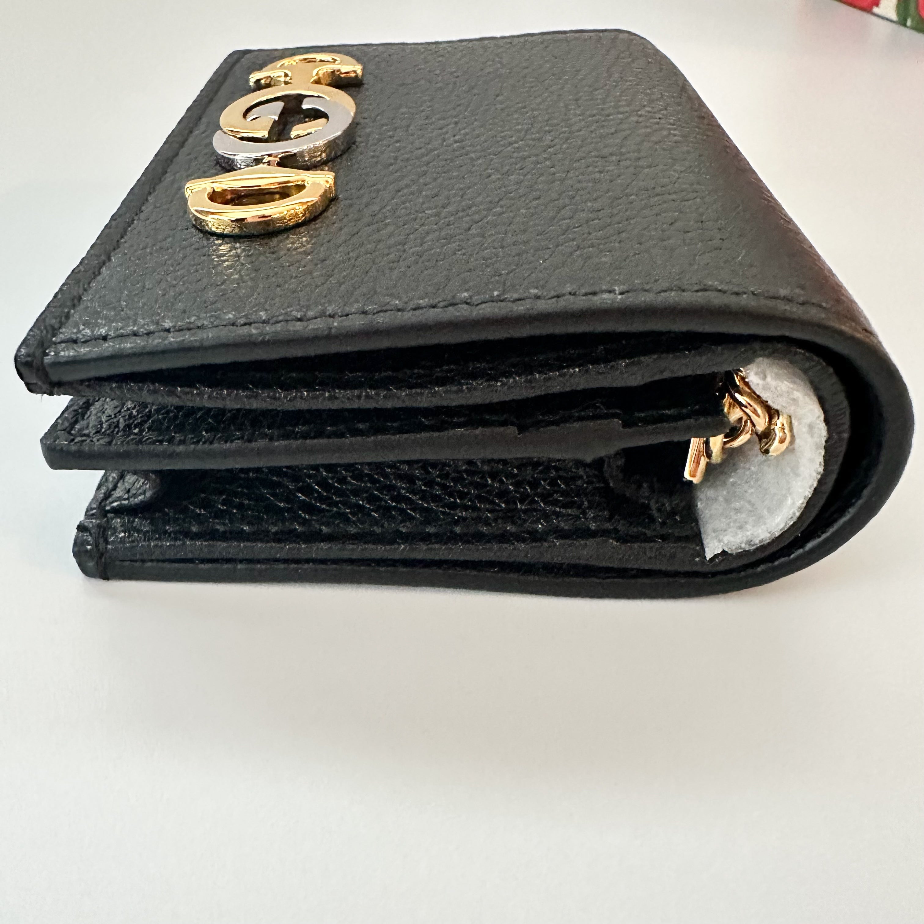 Gucci Grainy Calfskin Zumi Chain Card Case Wallet Black