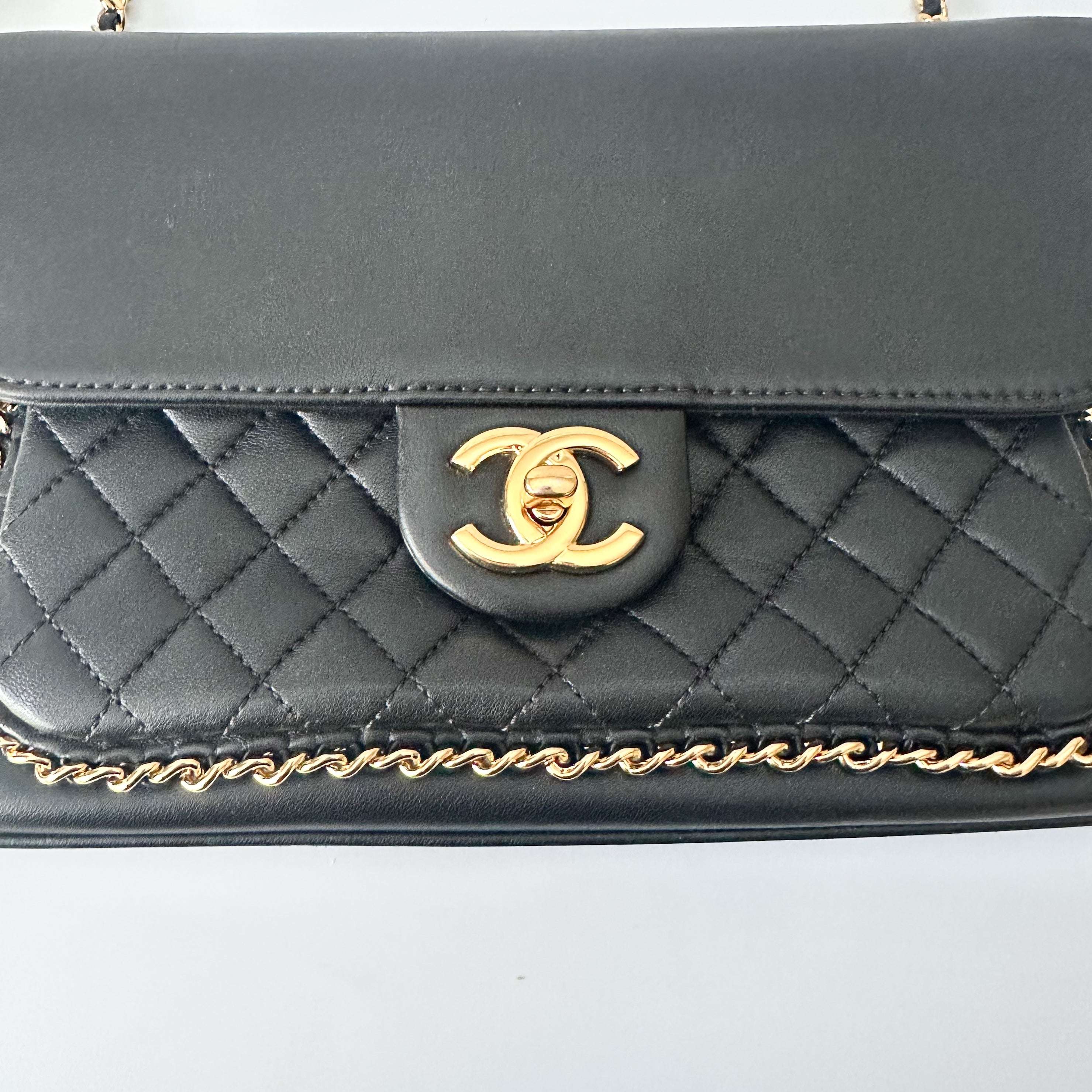 Chanel Lambskin Quilted CC Unchained Crossbody Black