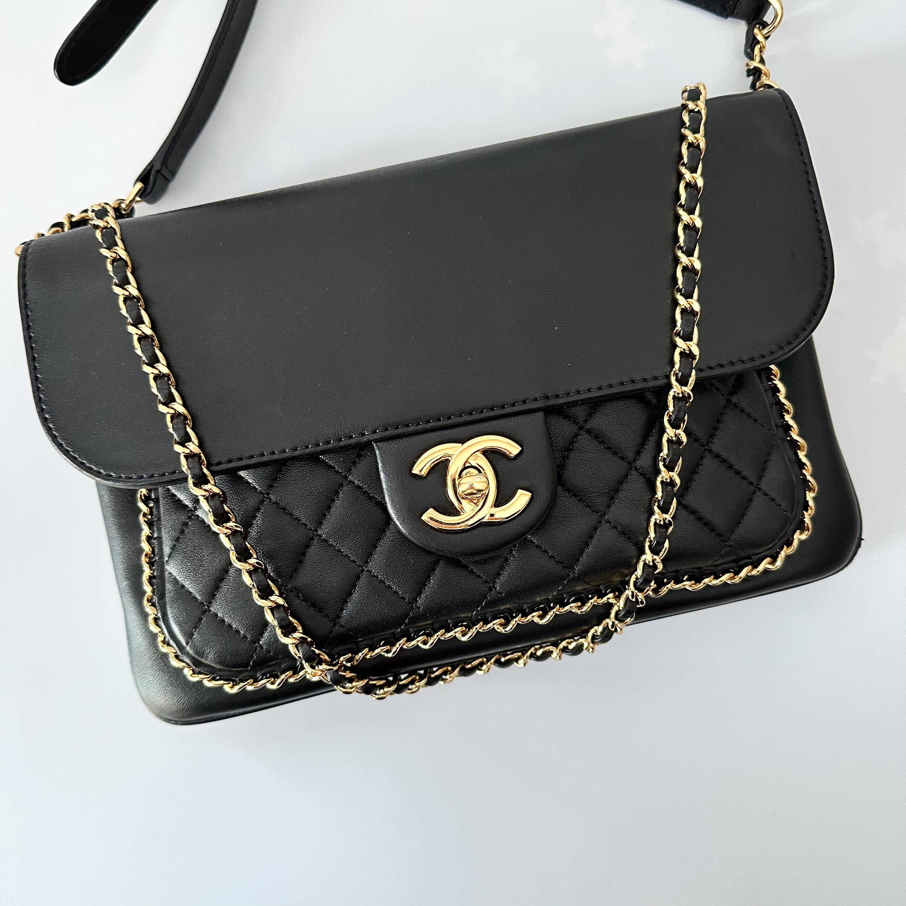 Chanel Lambskin Quilted CC Unchained Crossbody Black