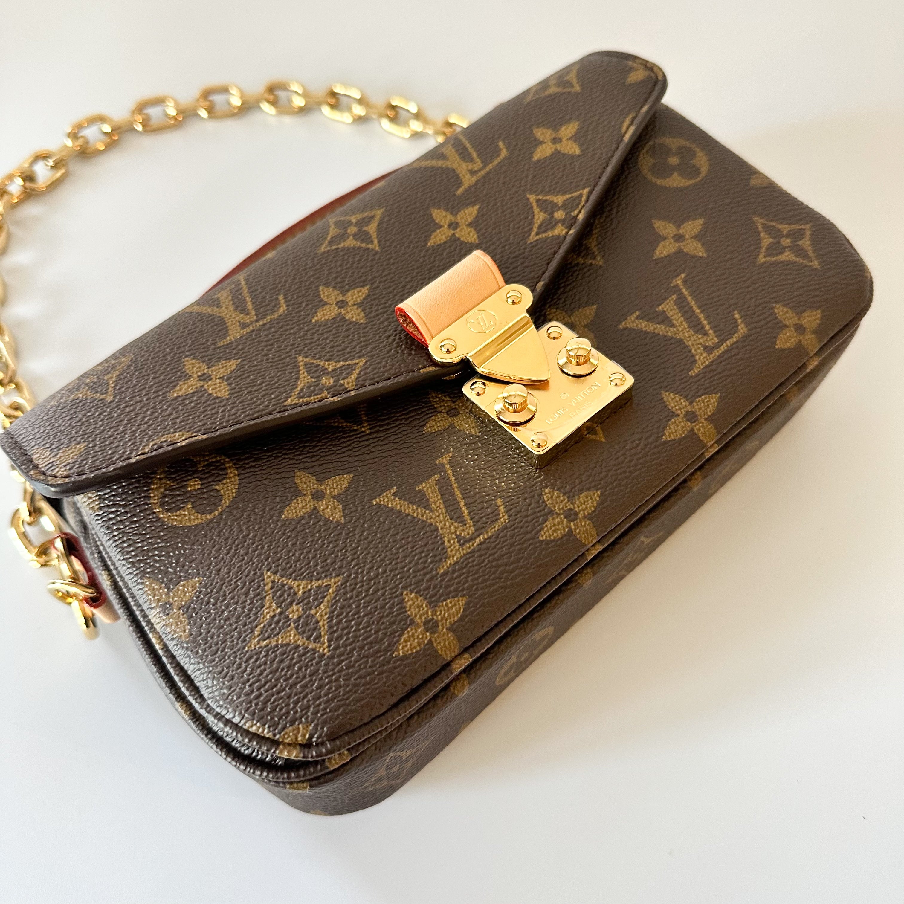 Louis Vuitton Monogram Pochette Metis in East West