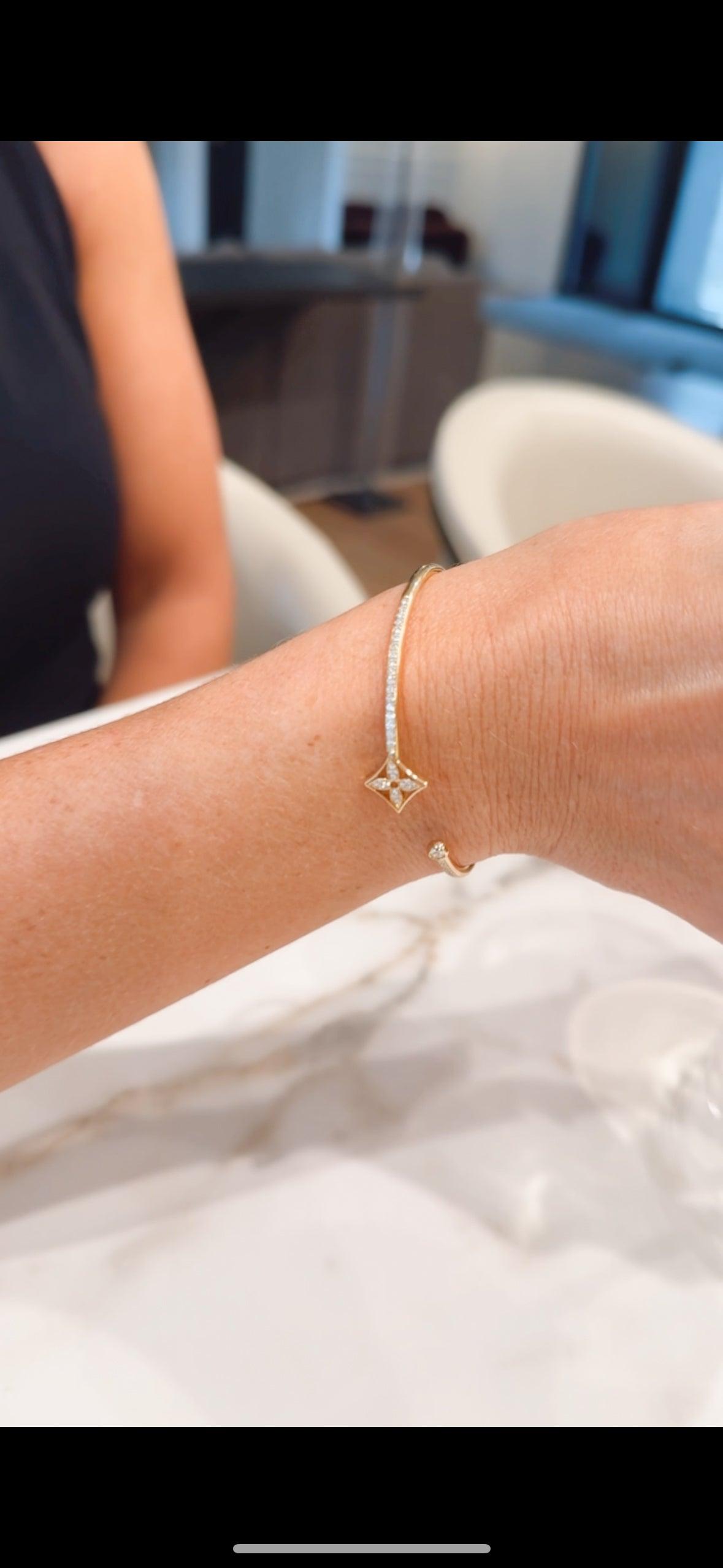 Louis Vuitton Idylle Blossom Twist 18k bracelet - Hiloresale